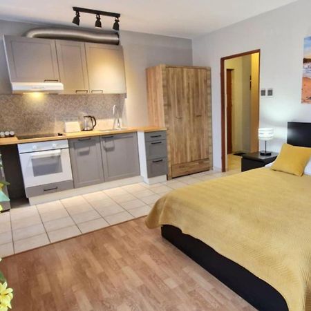 Cozy Modern Apartment Sunrise Studio 35M2 Balcony 3 Persons Красков Екстериор снимка