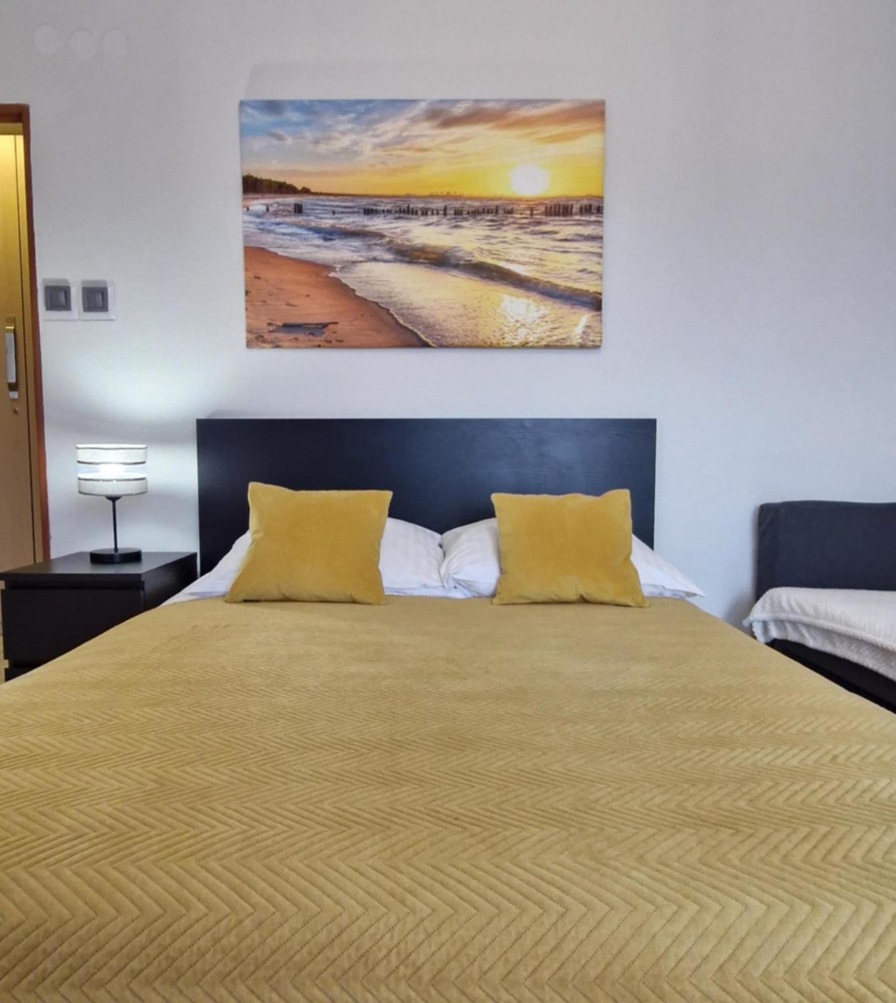 Cozy Modern Apartment Sunrise Studio 35M2 Balcony 3 Persons Красков Екстериор снимка
